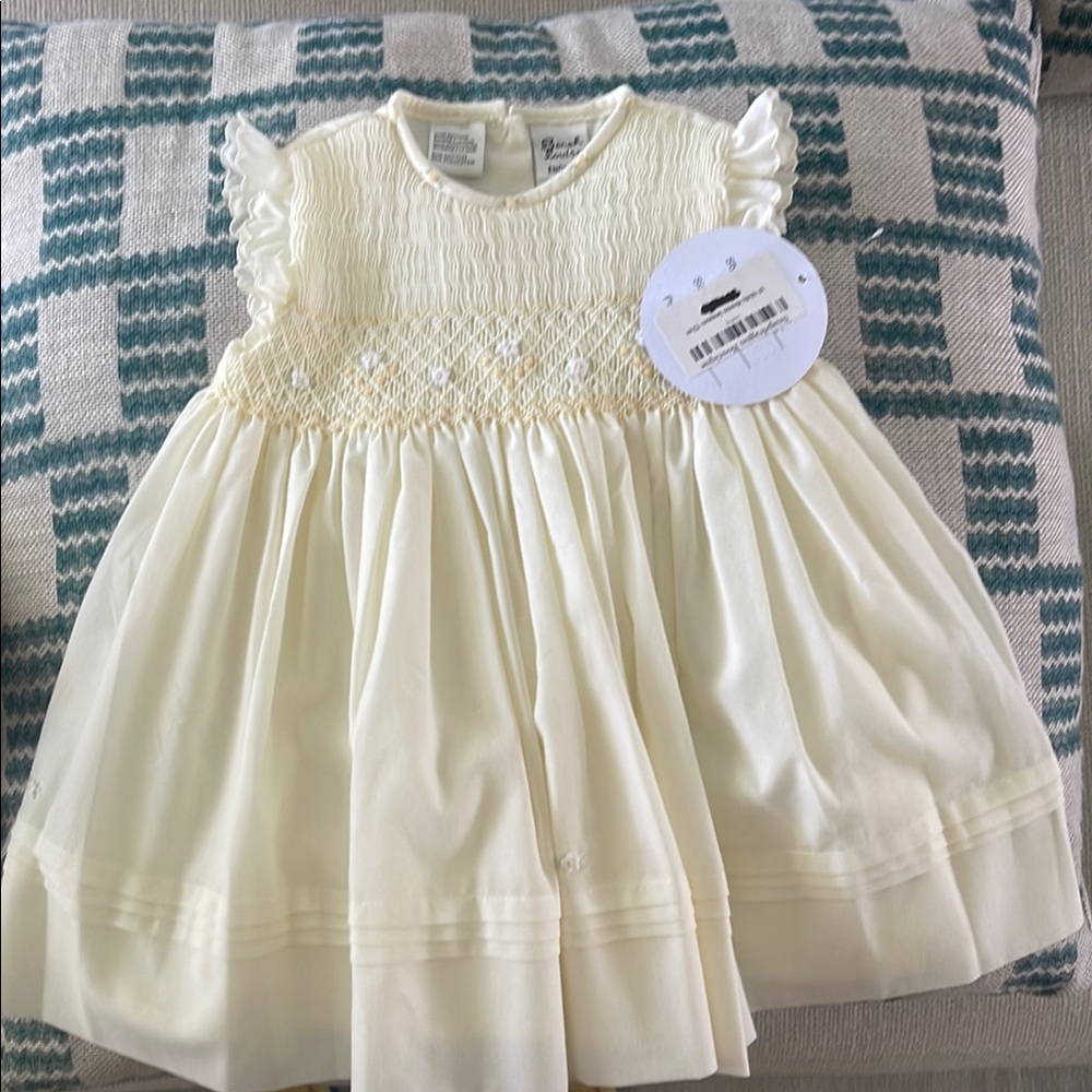 NWT Sarah Louise England Smocked Dress 12m
